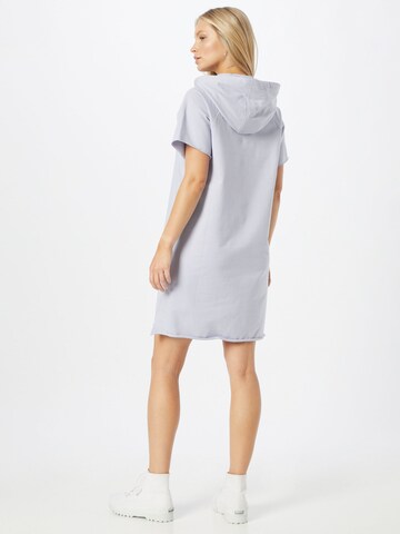 DKNY Performance Šaty – fialová