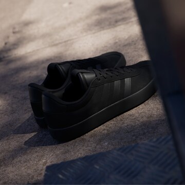 ADIDAS SPORTSWEAR Matalavartiset tennarit 'VL Court 3.0' värissä musta