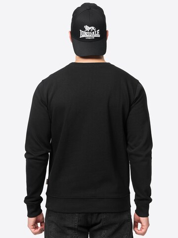 LONSDALE Sweatshirt ' LYMPSTONE ' in Schwarz