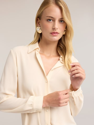MOTIVI - Blusa en amarillo