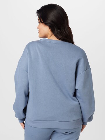 Gina Tricot Curve Sweatshirt i blå