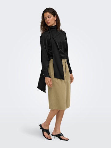 JDY - Blusa en negro