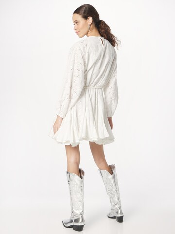 Line of Oslo - Vestido 'Poppy Lace' en blanco