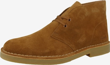 CLARKS Chukka Boots in Brown: front