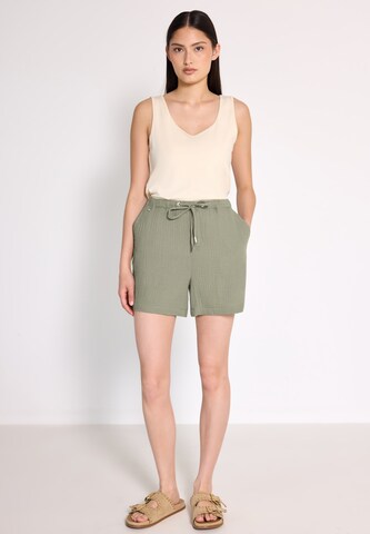 Street One Studio Loosefit Shorts in Grün