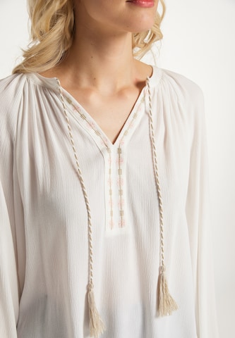 usha FESTIVAL Tunic in White