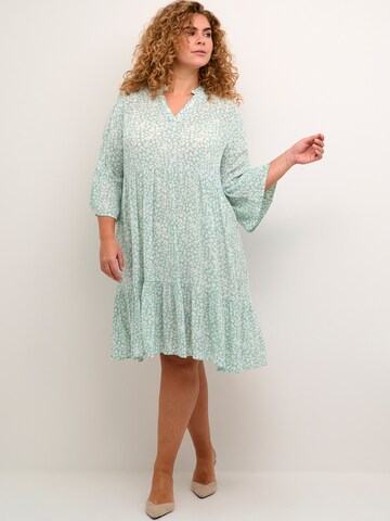 Robe 'Ami' KAFFE CURVE en vert