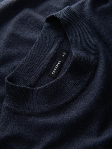 Ombre Trui 'OM-SWTN-0125' in Blauw