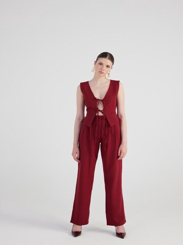 Loosefit Pantalon à pince HOLLY LOLLY en rouge