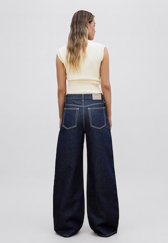 Wide leg Jeans de la Bershka pe albastru