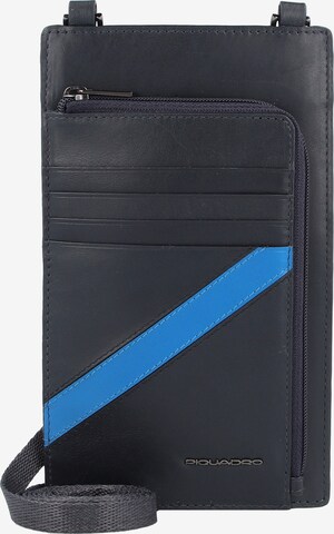 Piquadro Smartphone Case in Blue: front