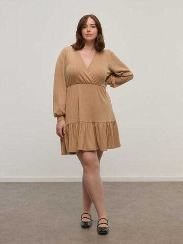 CITA MAASS co-created by ABOUT YOU Dress in Brown