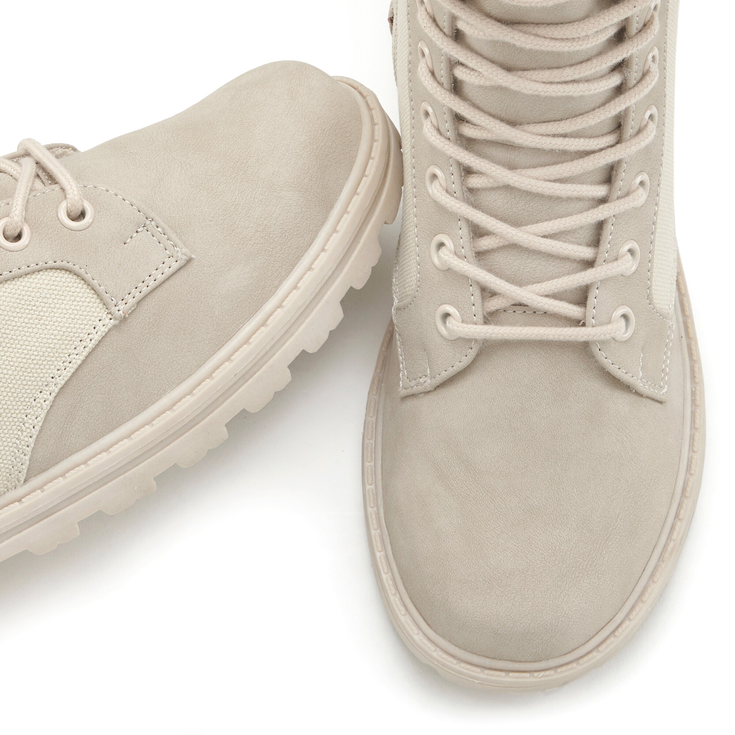 VIVANCE Lace-Up Ankle Boots in Beige