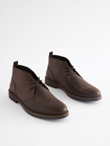 Boots chukka di Next in marrone