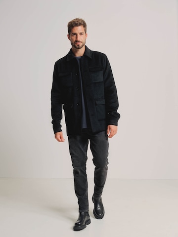 ABOUT YOU x Kevin Trapp Between-Season Jacket 'Damon' in Black