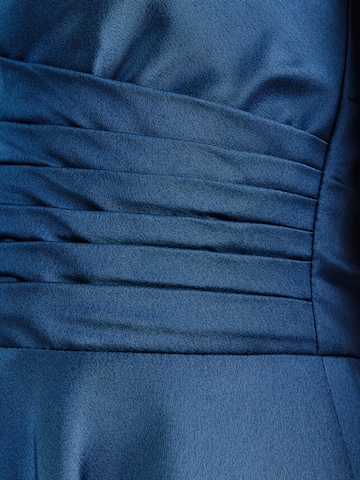 mascara Φόρεμα κοκτέιλ σε μπλε