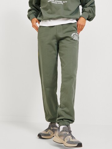 JJXX Tapered Pants 'Bianca' in Green: front