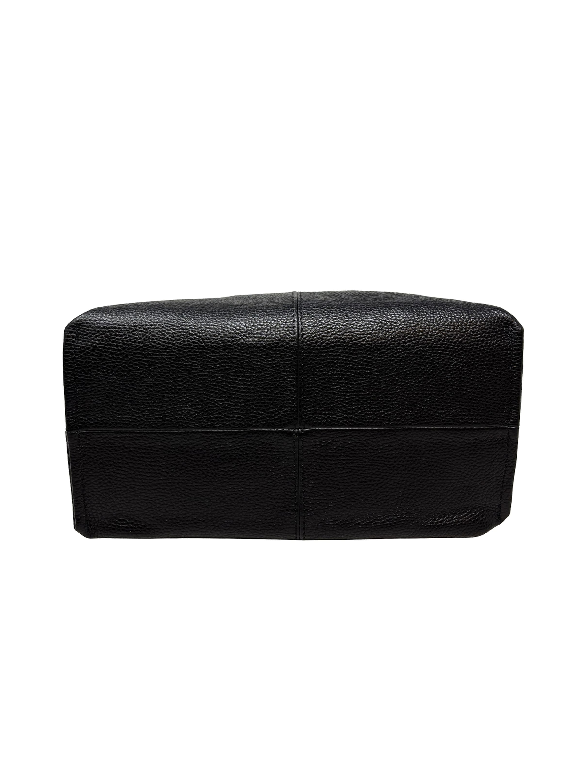 CHICCA BORSE Handtasche in Schwarz