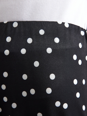 ABOUT YOU Skirt 'Liane' in Black