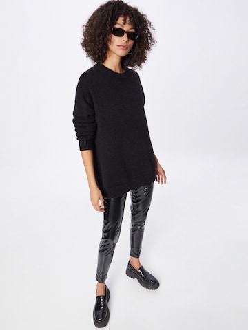 DELICATELOVE Regular Broek 'NELLI' in Zwart