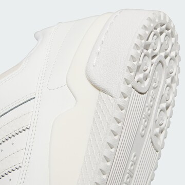 ADIDAS ORIGINALS Platform trainers 'Forum' in White