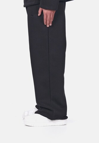 Dropsize Loose fit Trousers in Black