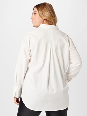 Tom Tailor Women + Μπλούζα σε λευκό