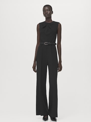 MANGO Jumpsuit 'Sabina' in Zwart: voorkant