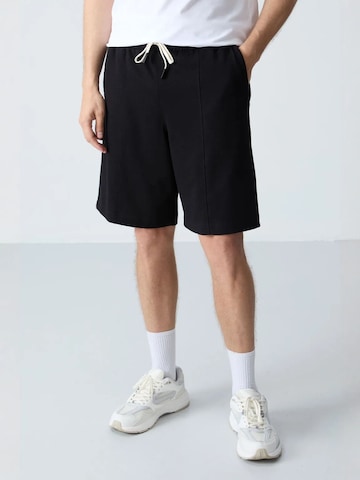 Tommy Life Regular Sportbroek in Zwart