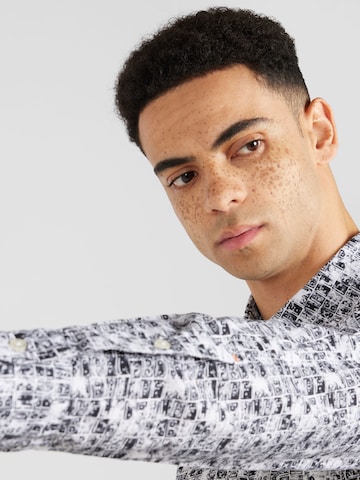 BOSS - Regular Fit Camisa 'Remiton' em branco