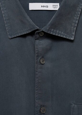 MANGO MAN Regular fit Button Up Shirt in Blue
