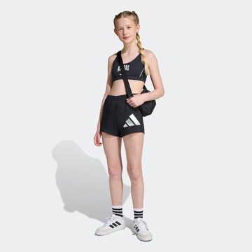 ADIDAS SPORTSWEAR Regular Sportshorts in Schwarz