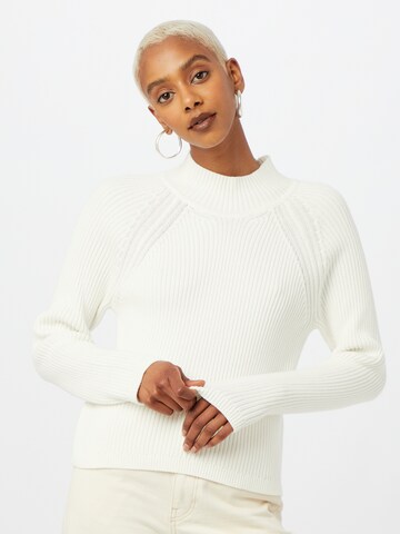 ESPRIT Sweater in White: front