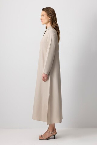 Robe-chemise Touche Prive en beige