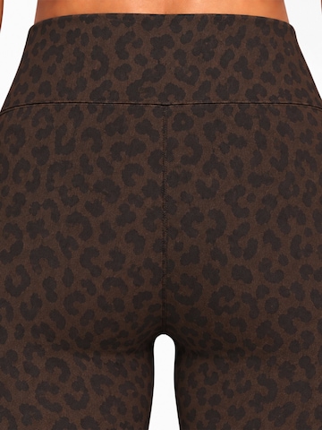 Skinny Leggings ' Velvara ' Smilodox en marron