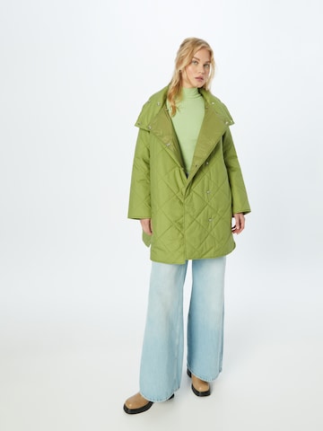 UNITED COLORS OF BENETTON Přechodný kabát 'HEAVY' – zelená