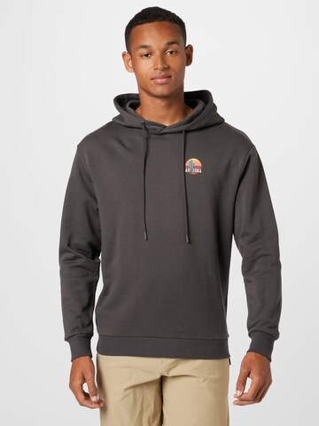 Hailys Men Sweatshirt 'GARY' in Grey: front