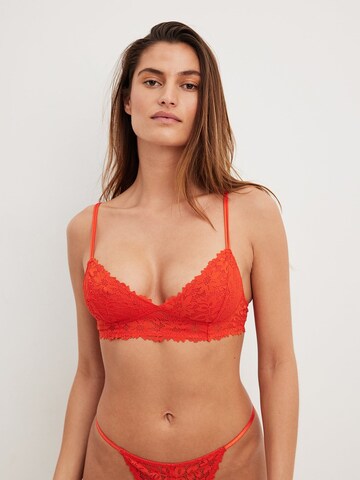 NA-KD Bustier BH in Rood: voorkant