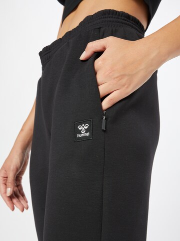 Hummel Regular Workout Pants 'Essi' in Black