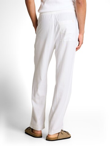 TOM TAILOR DENIM Loose fit Trousers in White