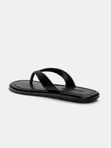 Pull&Bear Zehentrenner in Schwarz