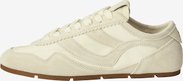 LLOYD Sneakers hoog in Beige: voorkant