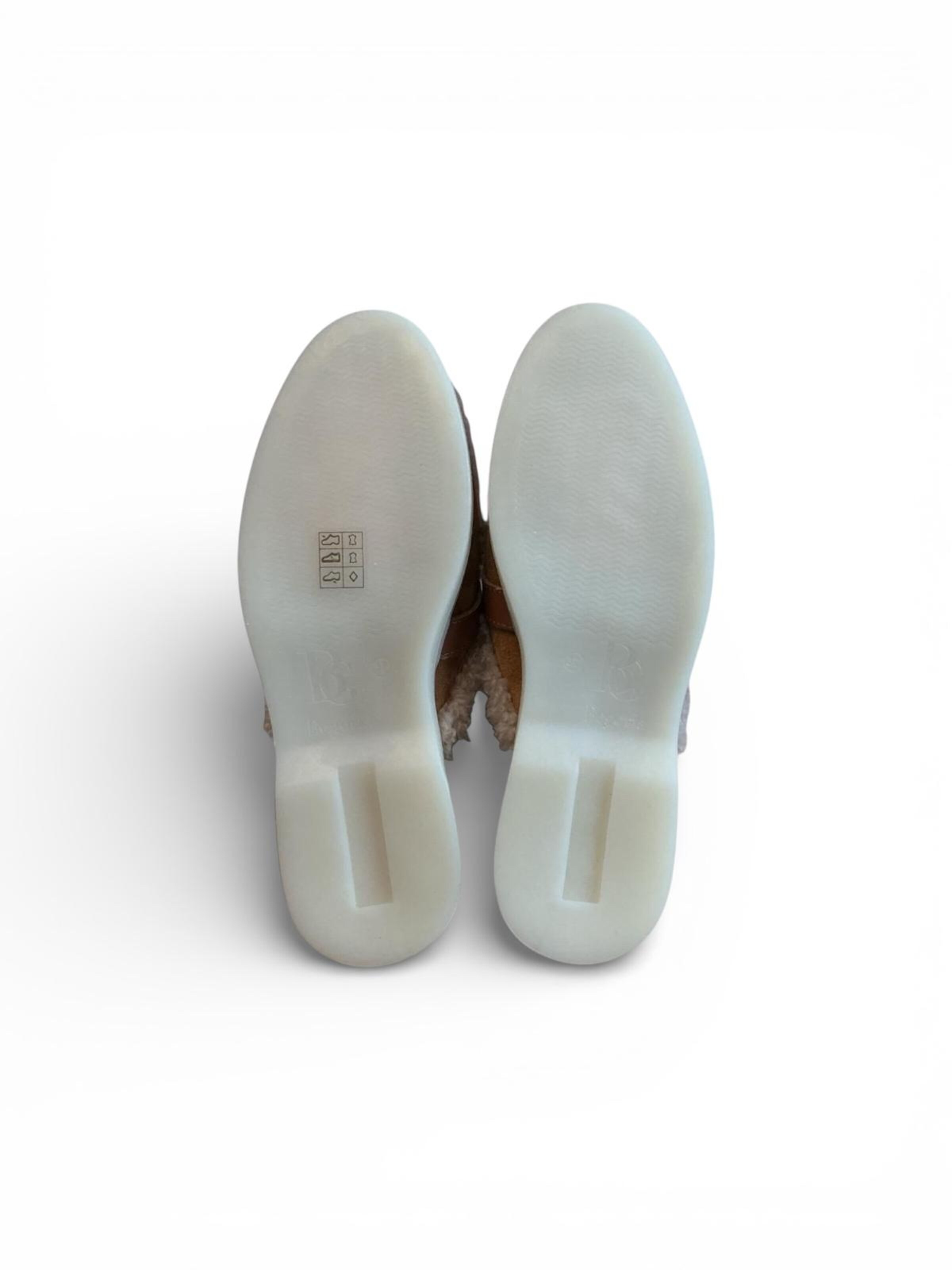 Begoria Hausschuh‌‌‌‌‌‌‌‌‌‌ in Beige