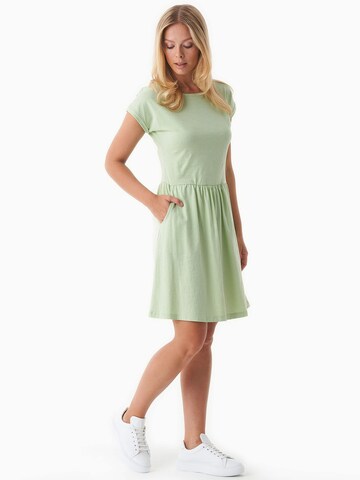 Organication Kleid in Grün
