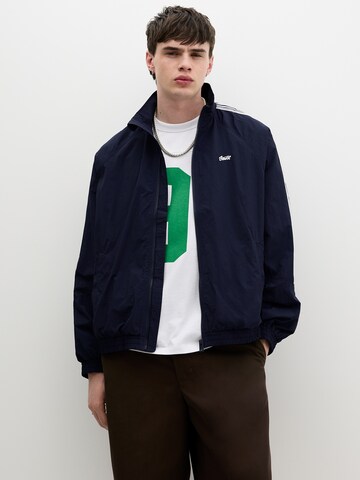 Pull&Bear Between-season jacket 'STWD' in Blue: front