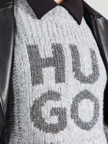 HUGO Neulepaita 'Sloguis' värissä harmaa