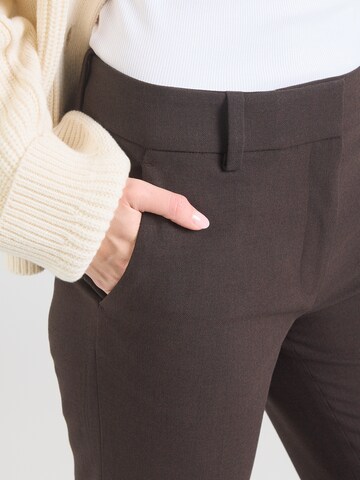 & Other Stories Szabványos Ráncos nadrág - barna