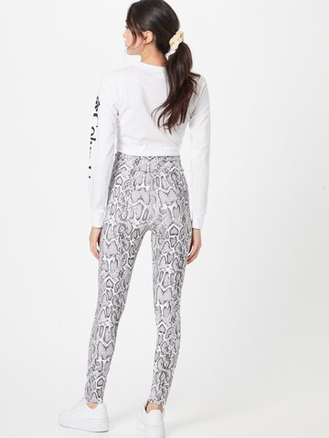 KENDALL + KYLIE Skinny Leggings in Schwarz