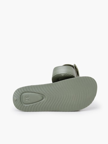 Claquettes / Tongs IGOR en vert