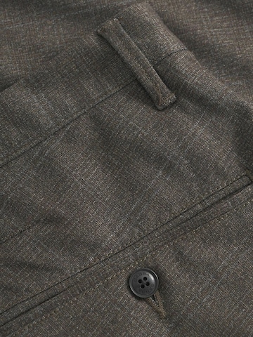 GABBA Regular Hose 'Paul Nygo' in Braun